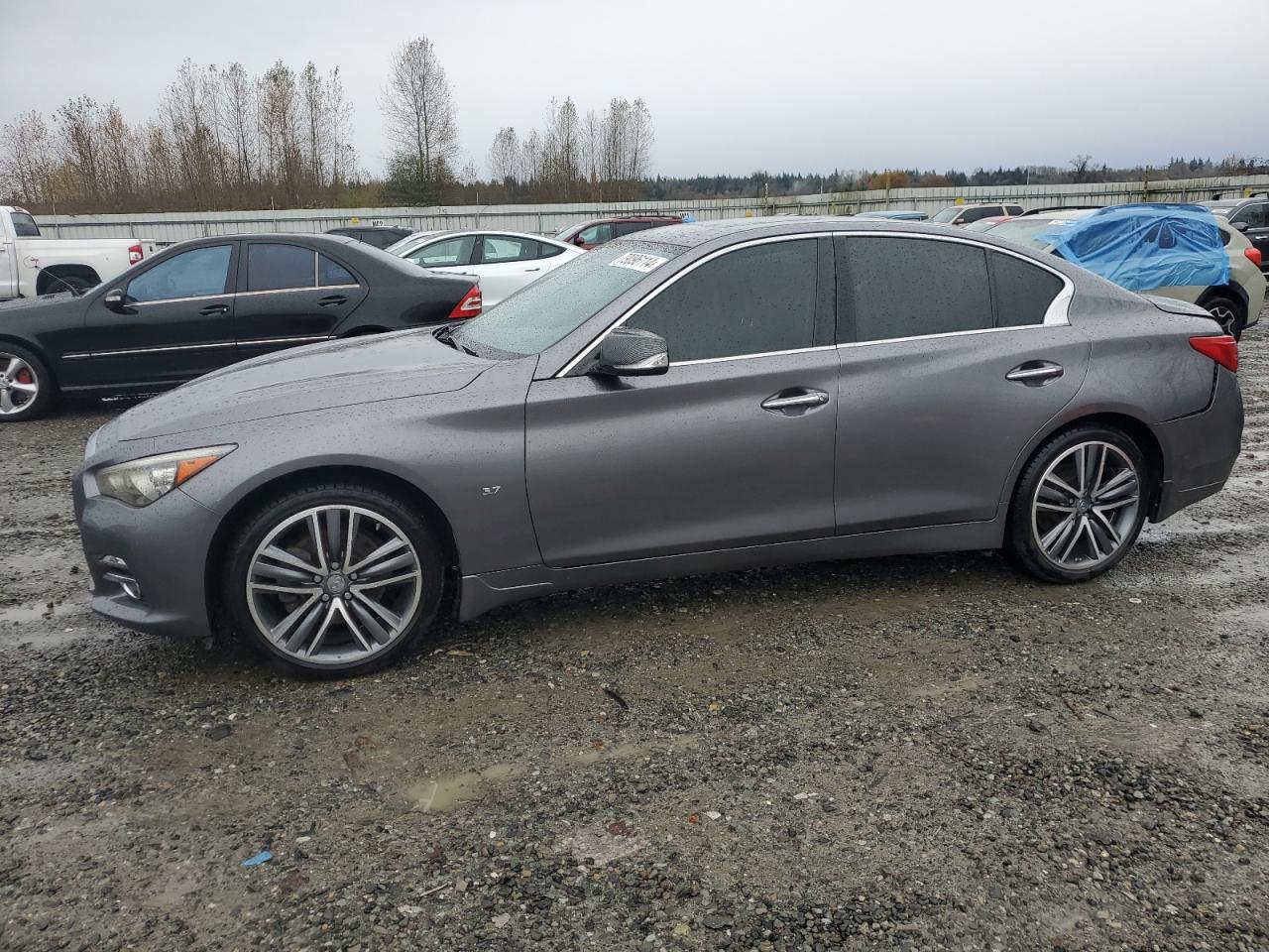 INFINITI Q50 BASE 2015