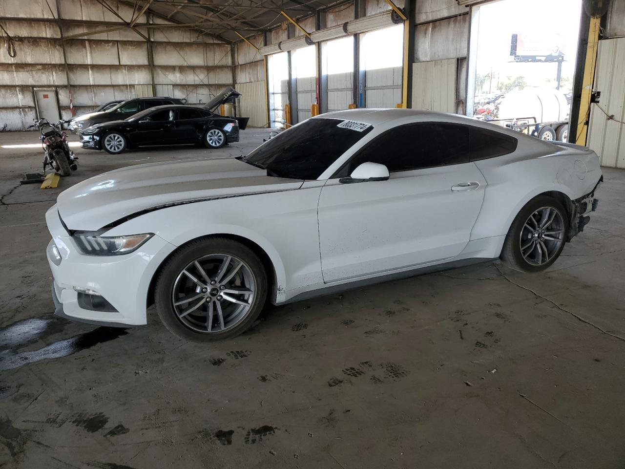 FORD MUSTANG 2015