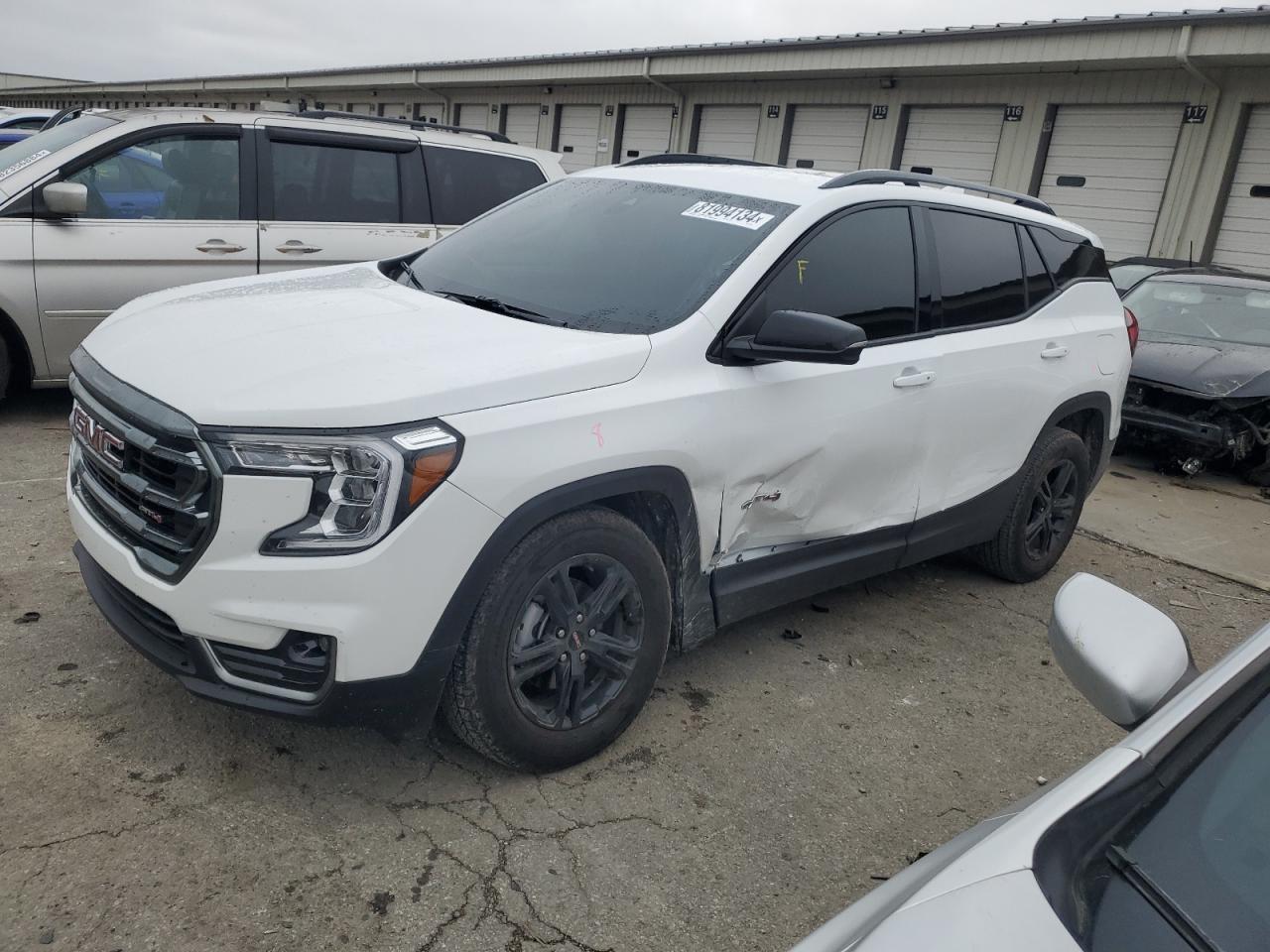 GMC TERRAIN AT 2024