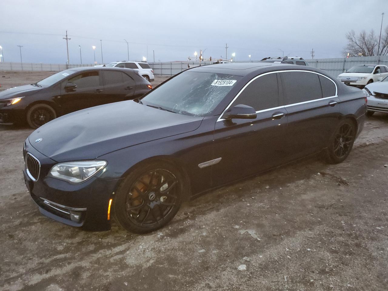BMW 750 2014