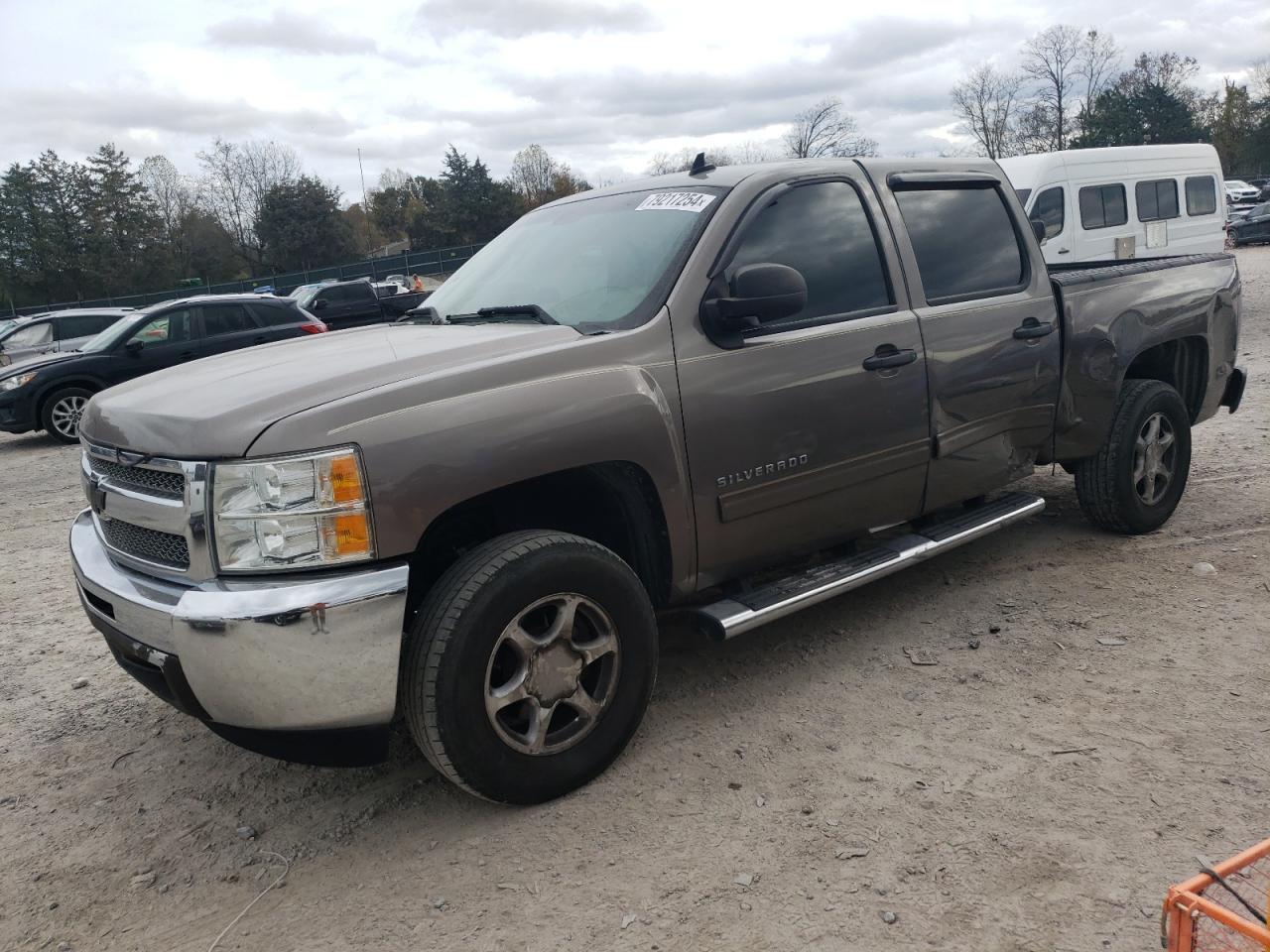 CHEVROLET SILVERADO 2013