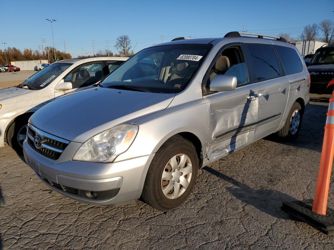 HYUNDAI ENTOURAGE 2008