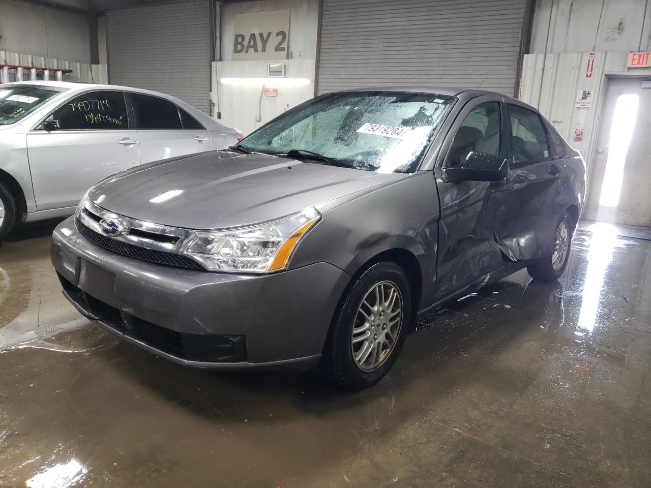 FORD FOCUS SE 2011