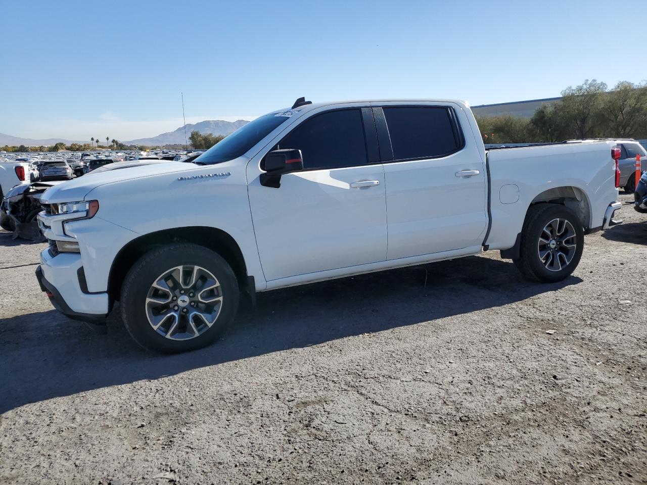 CHEVROLET SILVERADO 2021