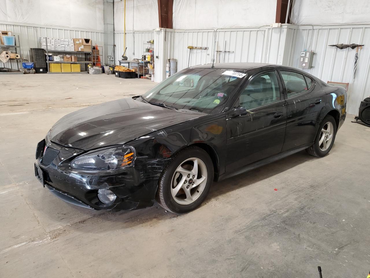 PONTIAC GRAND PRIX 2004