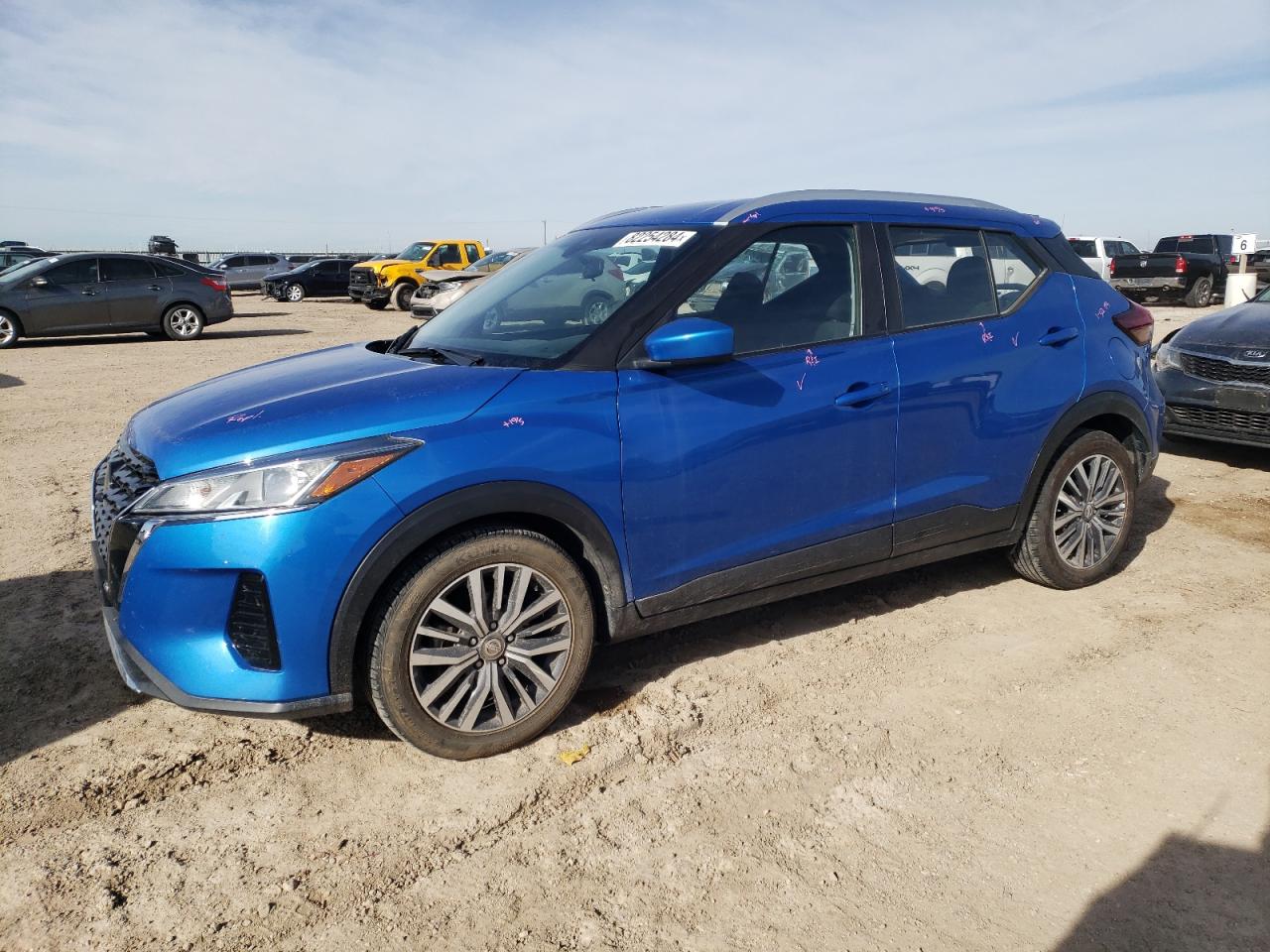 NISSAN KICKS SV 2021