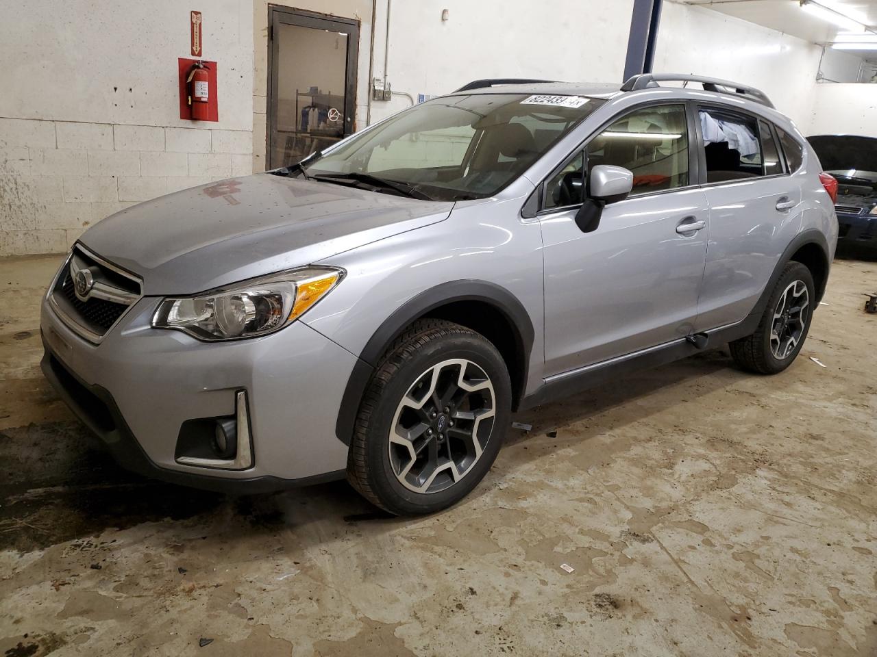SUBARU CROSSTREK 2016