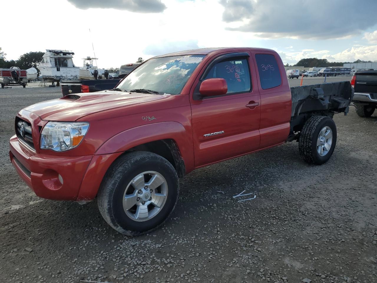 TOYOTA TACOMA ACC 2010