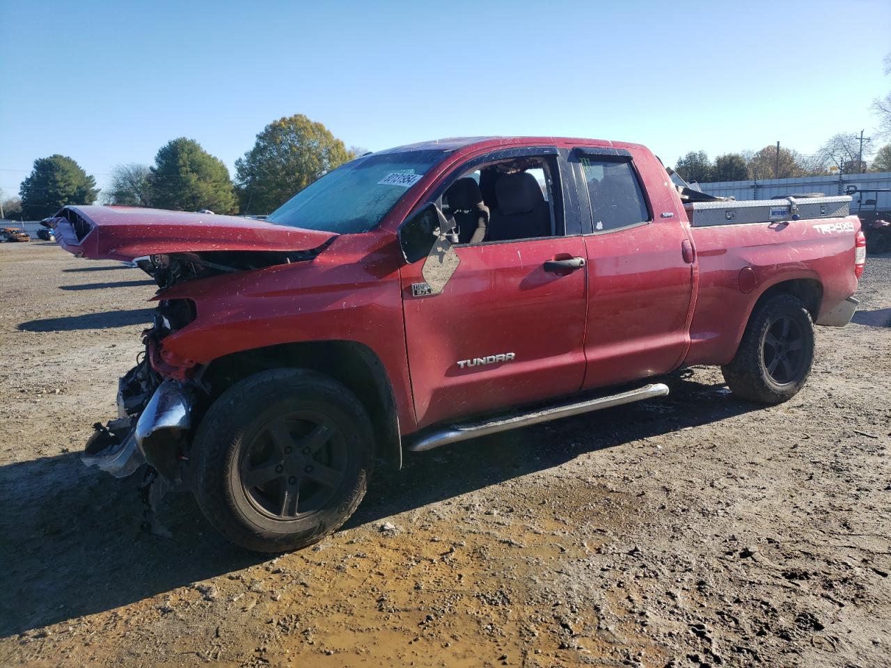 TOYOTA TUNDRA DOU 2014