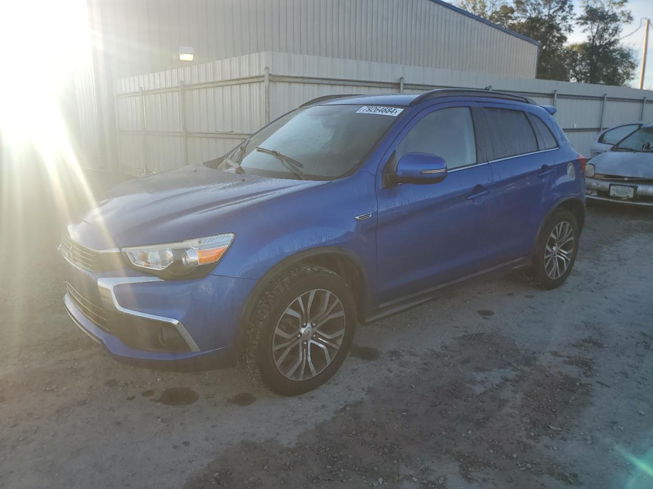 MITSUBISHI OUTLANDER 2016