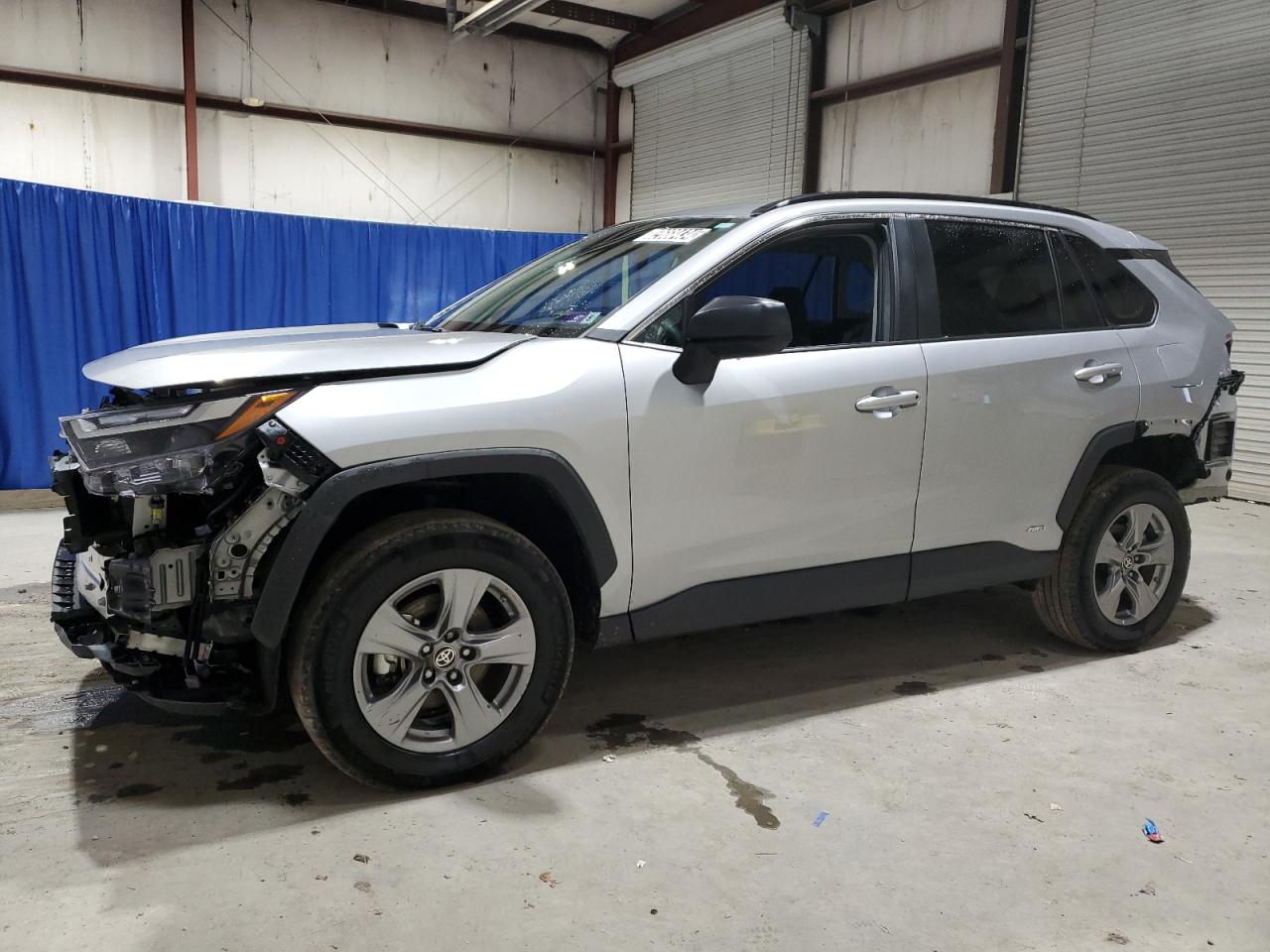 TOYOTA RAV4 LE 2023