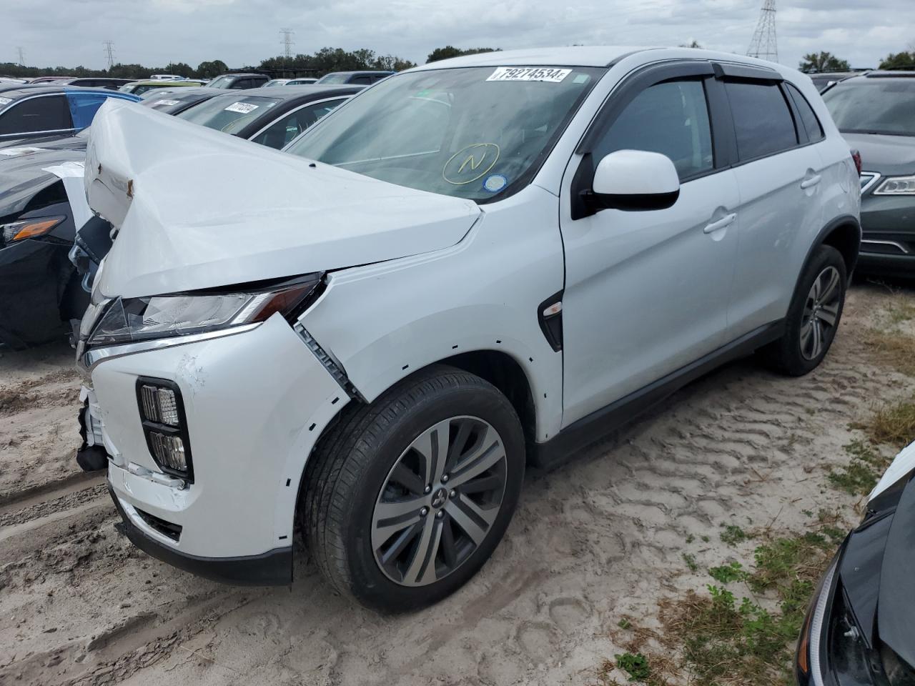 MITSUBISHI OUTLANDER 2023