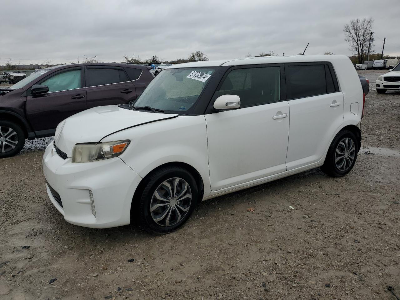 TOYOTA SCION XB 2013