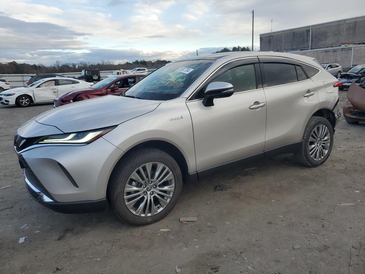 TOYOTA VENZA LE 2021