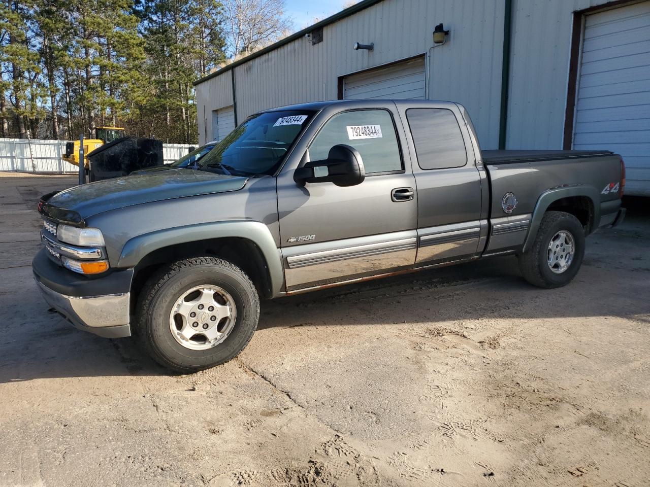 CHEVROLET SILVERADO 2001
