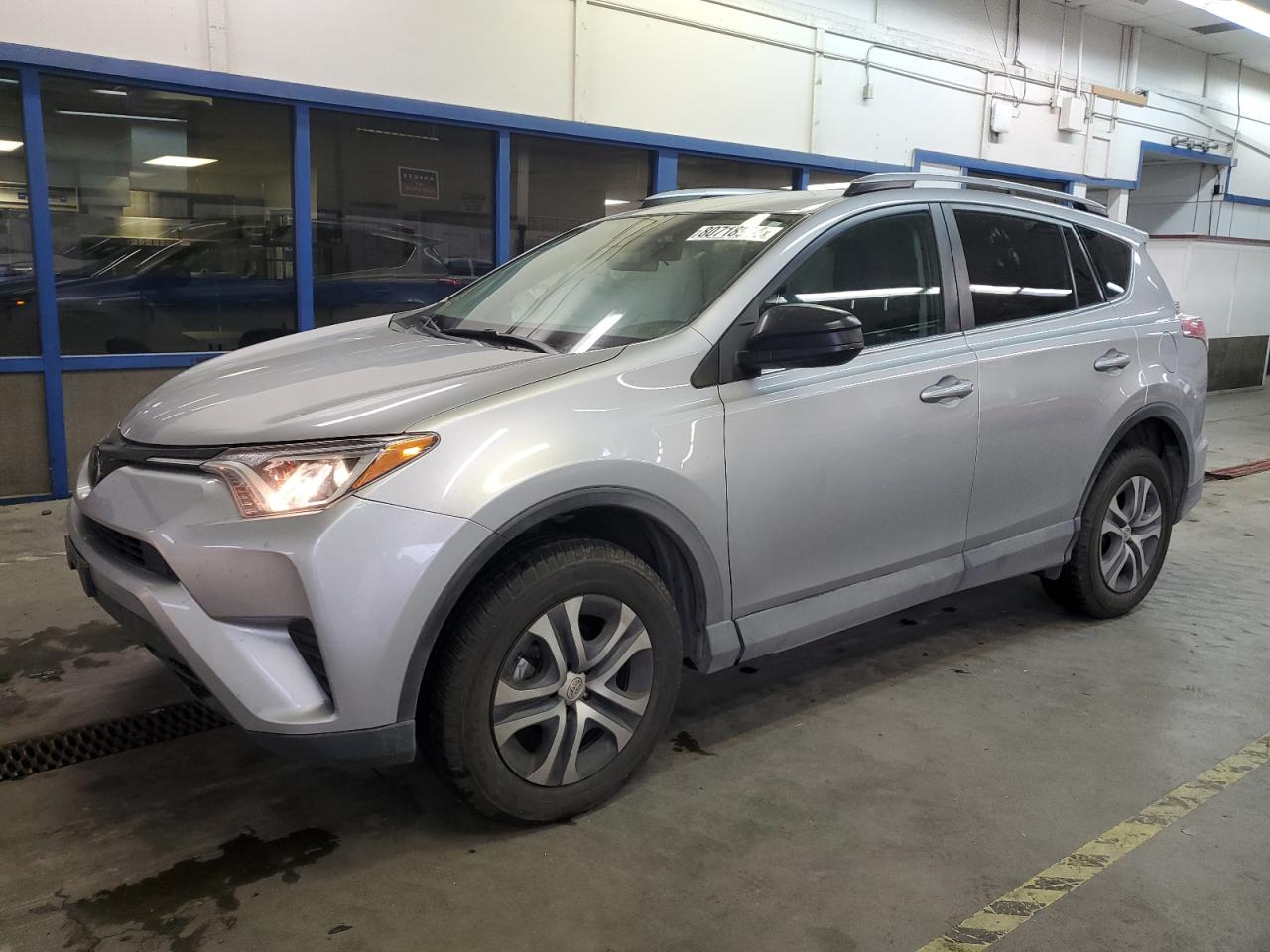TOYOTA RAV4 LE 2018