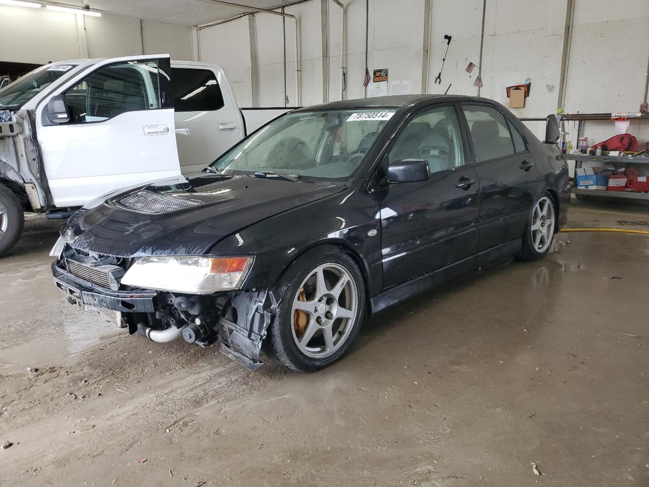 MITSUBISHI LANCER EVO 2005