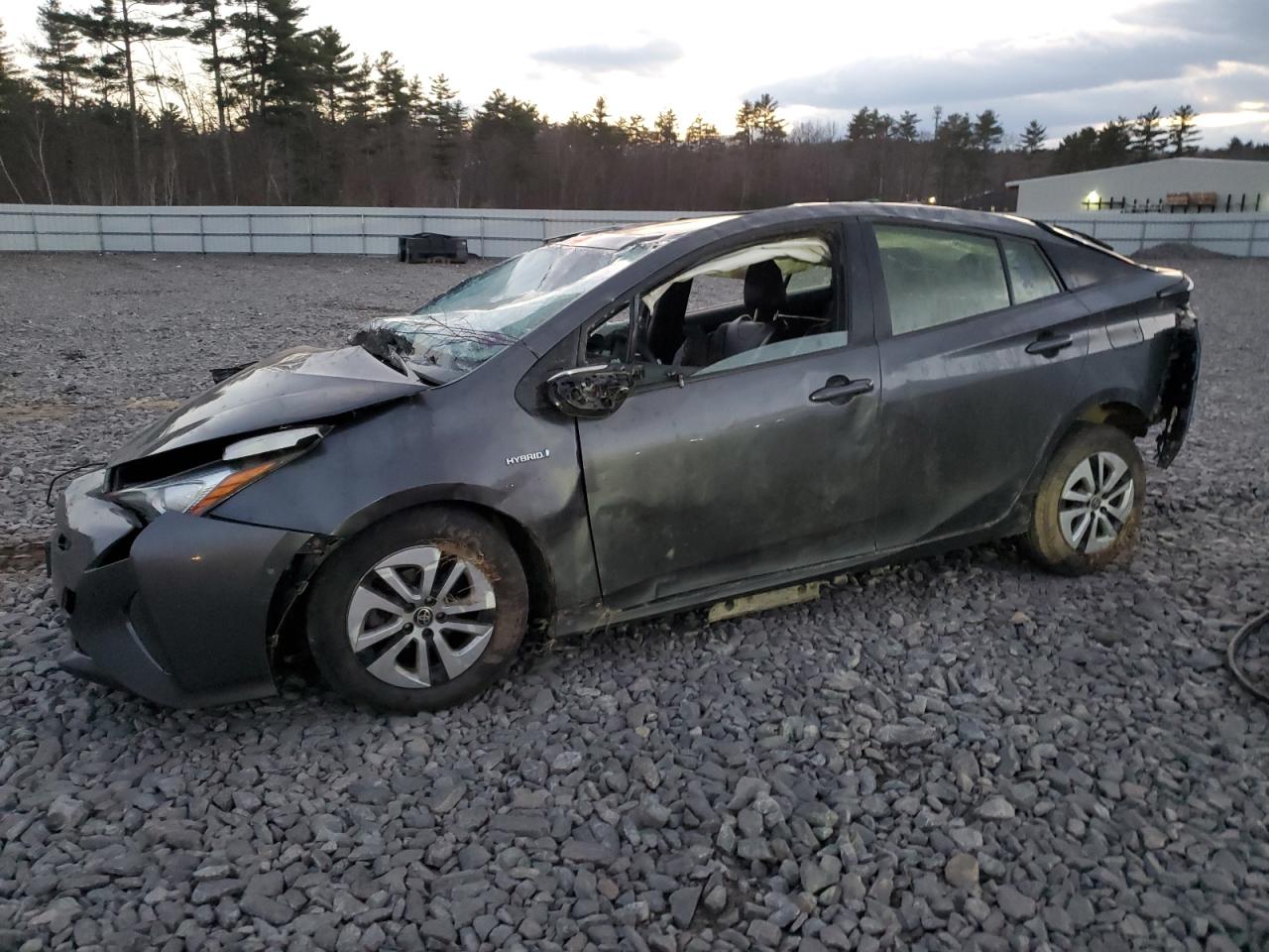TOYOTA PRIUS 2018