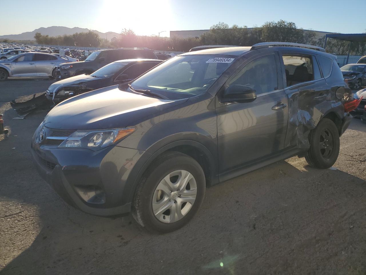 TOYOTA RAV4 LE 2015
