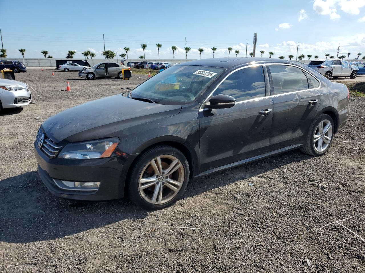 VOLKSWAGEN PASSAT SE 2012