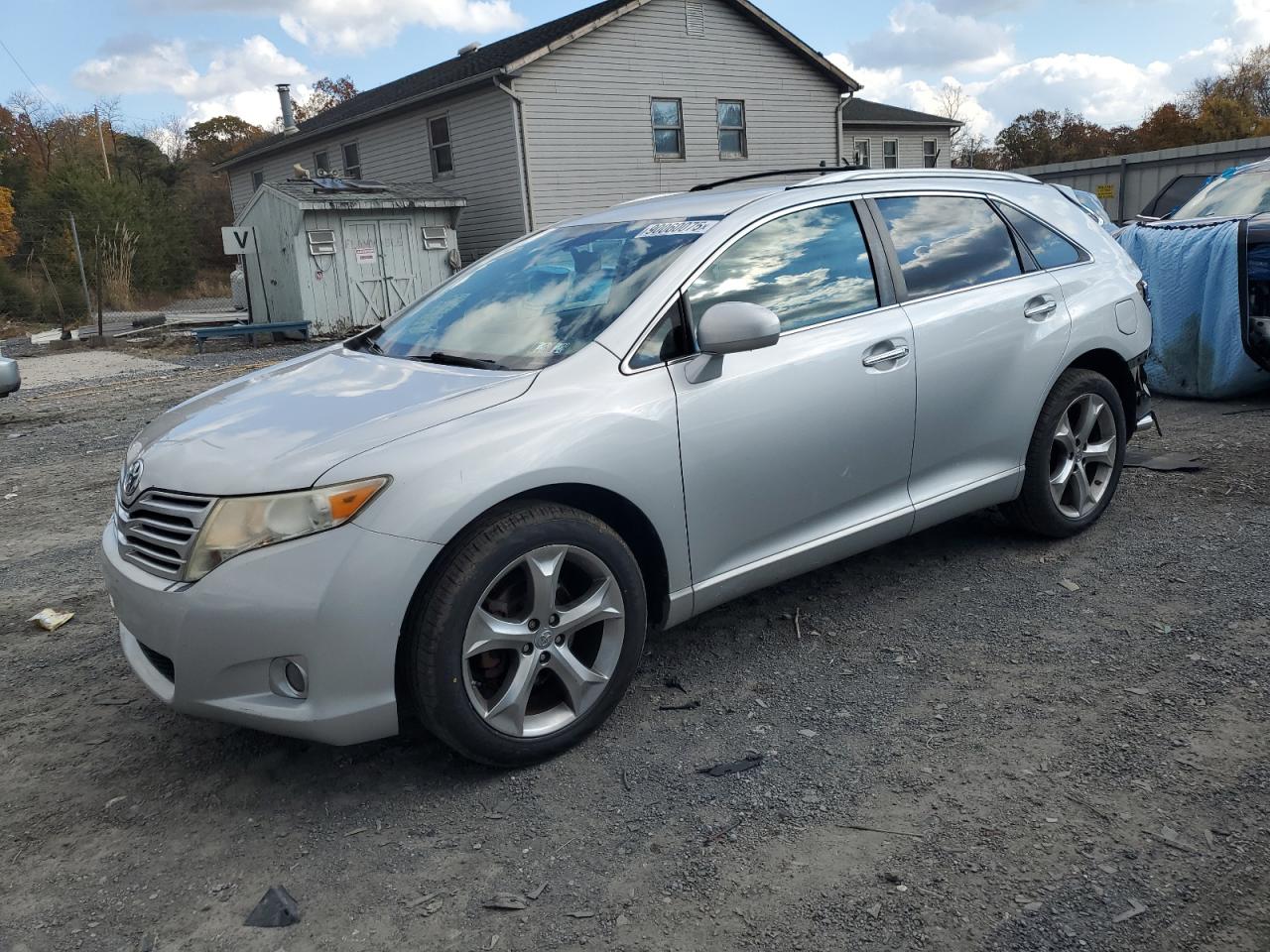TOYOTA VENZA 2011