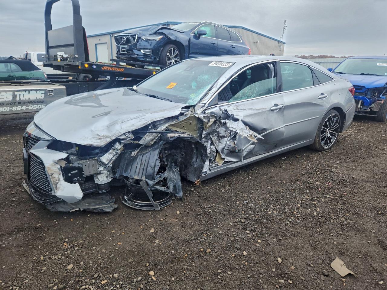 TOYOTA AVALON 2019