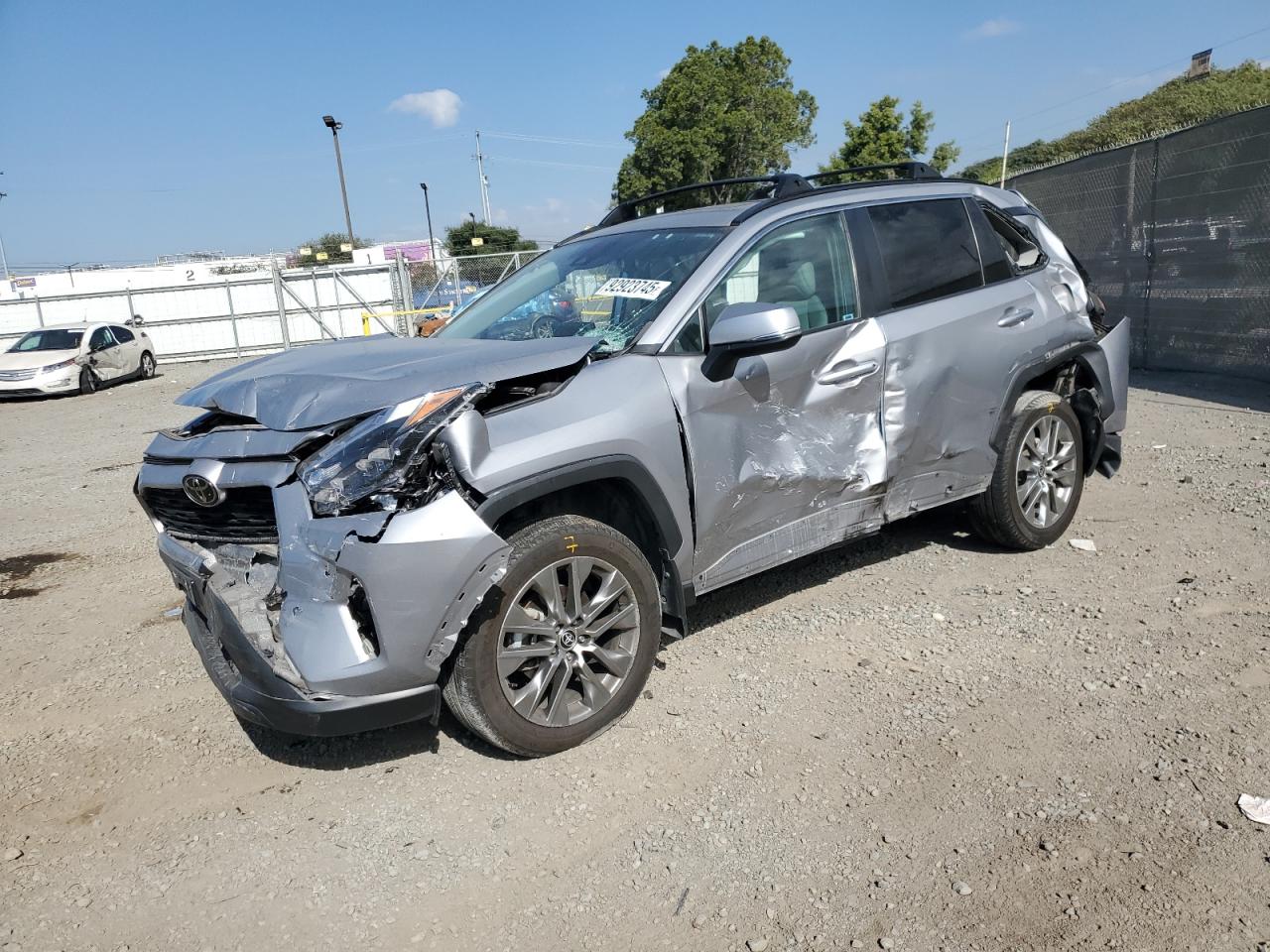TOYOTA RAV4 XLE P 2022