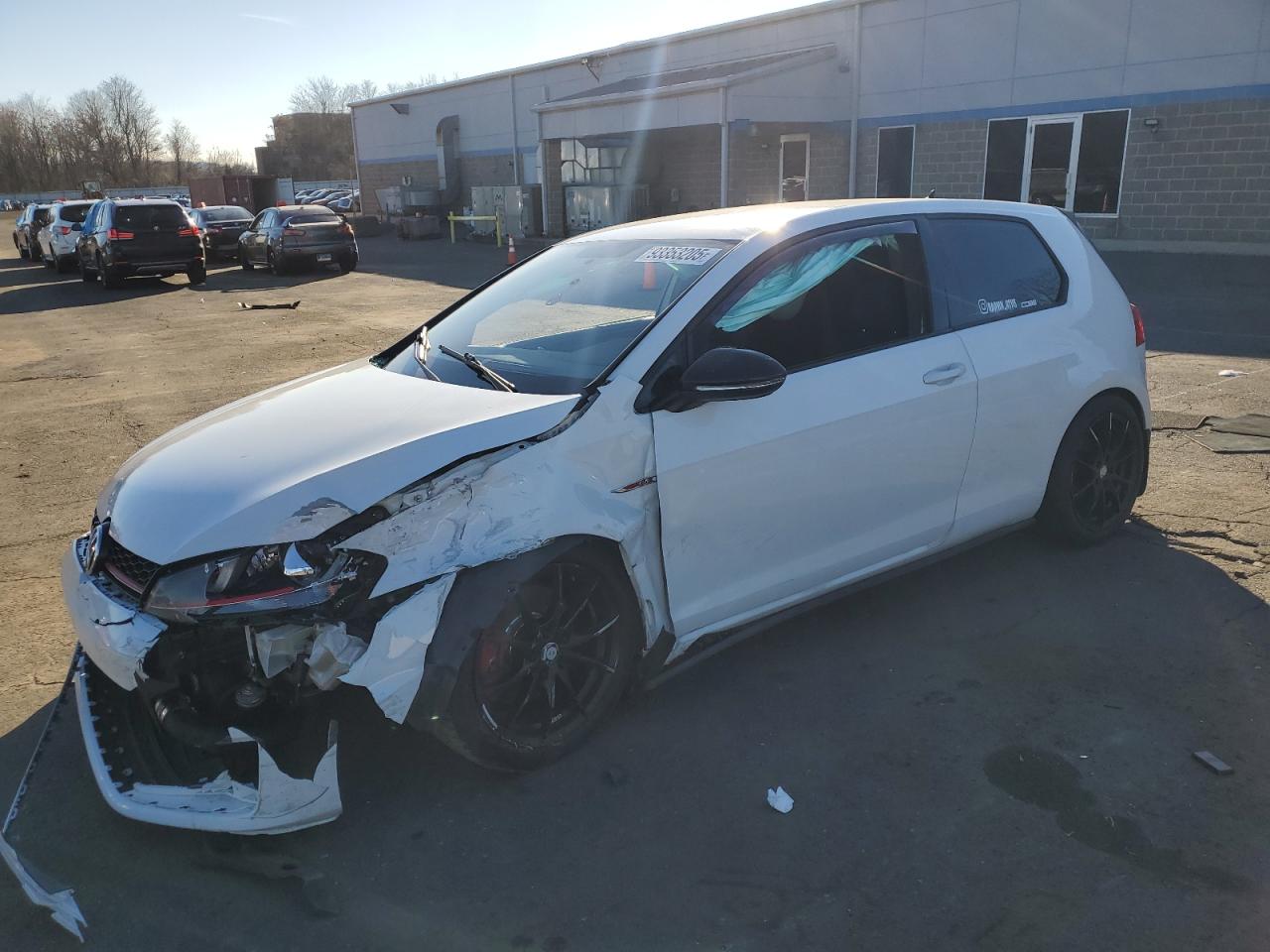 VOLKSWAGEN GTI 2015