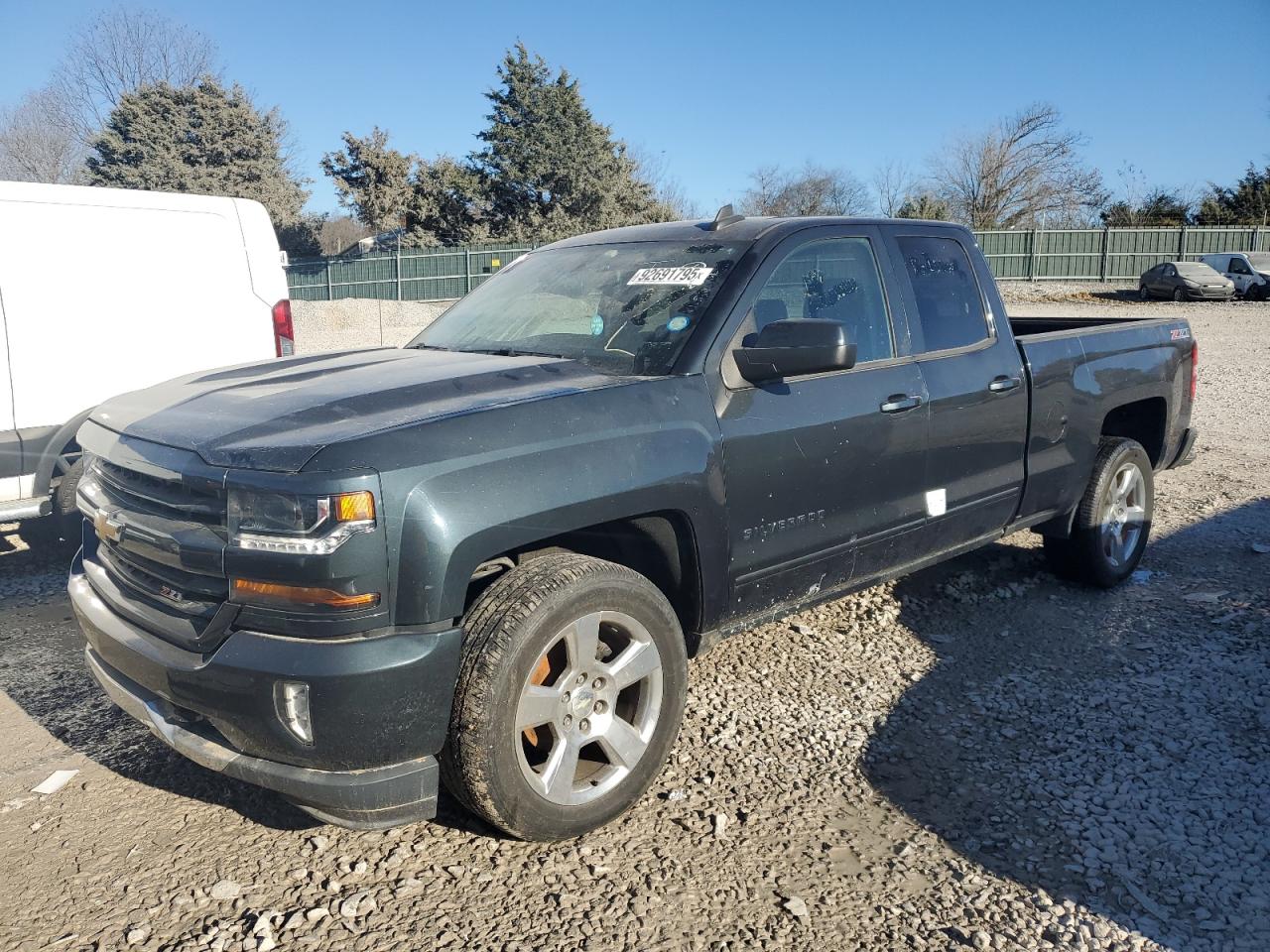CHEVROLET SILVERADO 2017