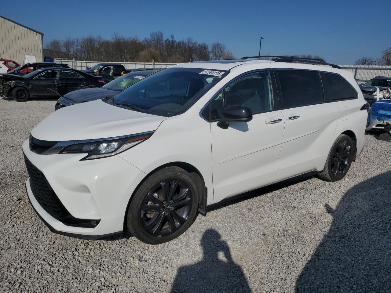 TOYOTA SIENNA XSE 2022