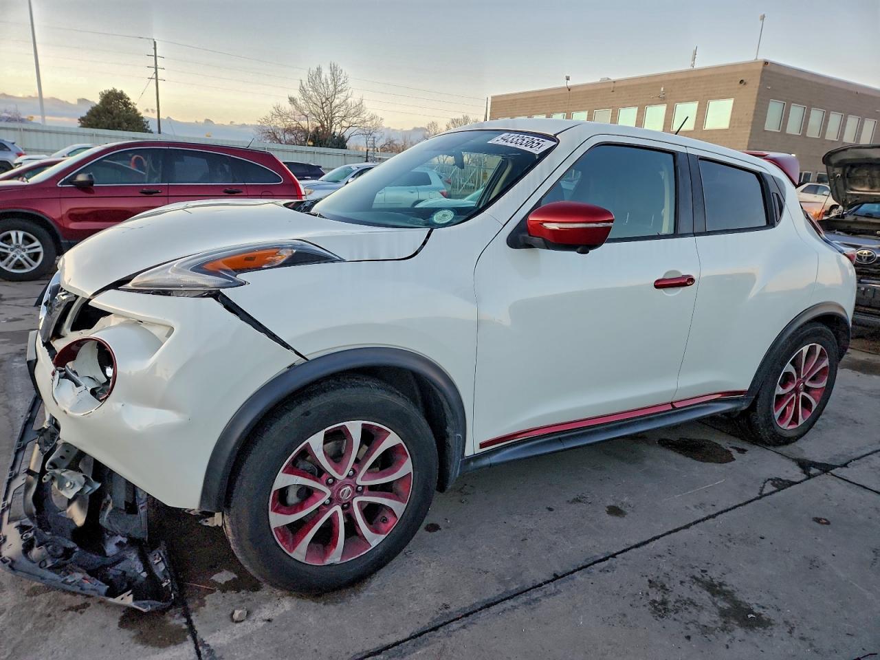 NISSAN JUKE 2015