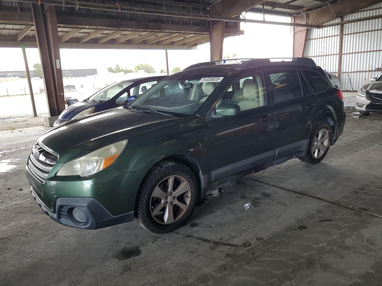 SUBARU OUTBACK 2. 2014