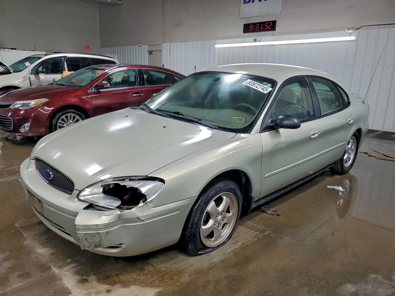 FORD TAURUS 2005