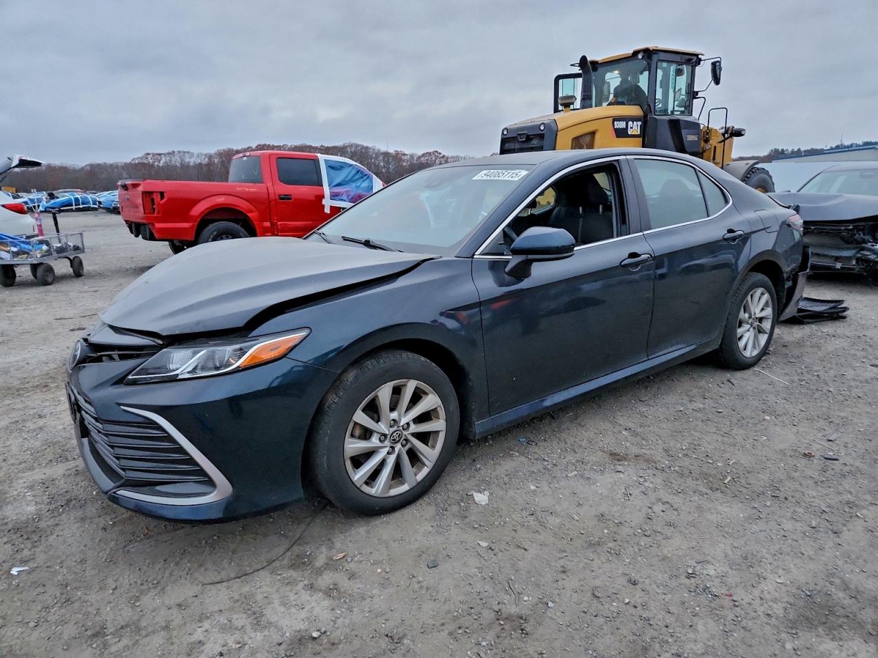 TOYOTA CAMRY LE 2021