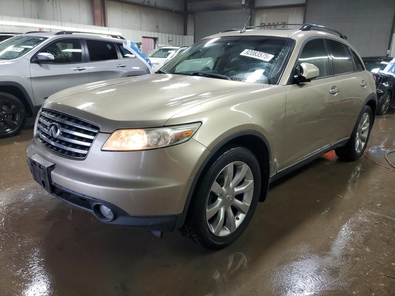 INFINITI FX35 2005