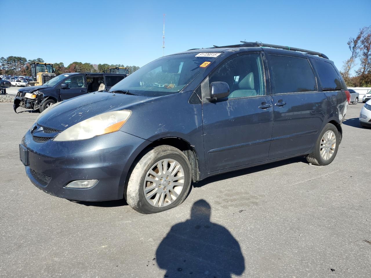 TOYOTA SIENNA 2010