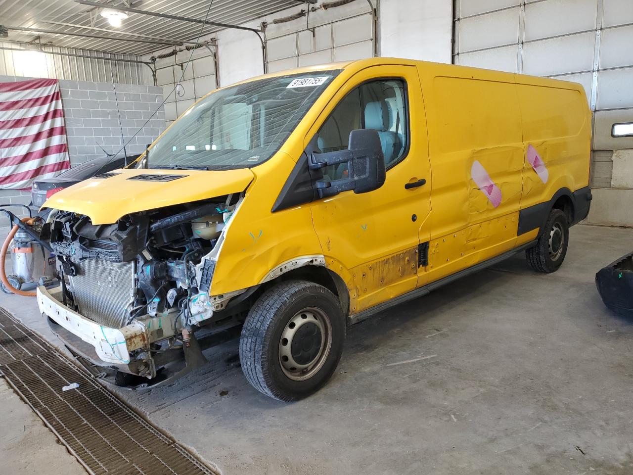 FORD TRANSIT T- 2016