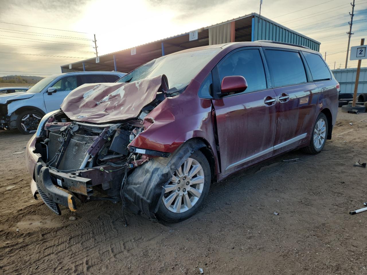 TOYOTA SIENNA 2012
