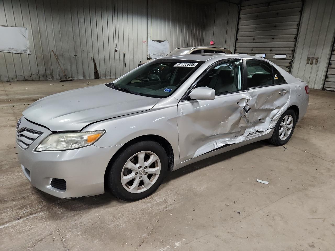 TOYOTA CAMRY 2010