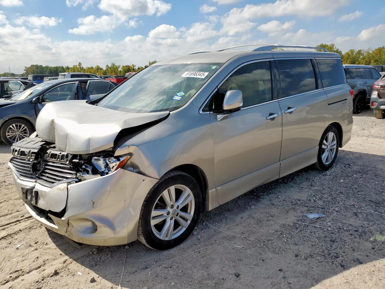 NISSAN QUEST 2013