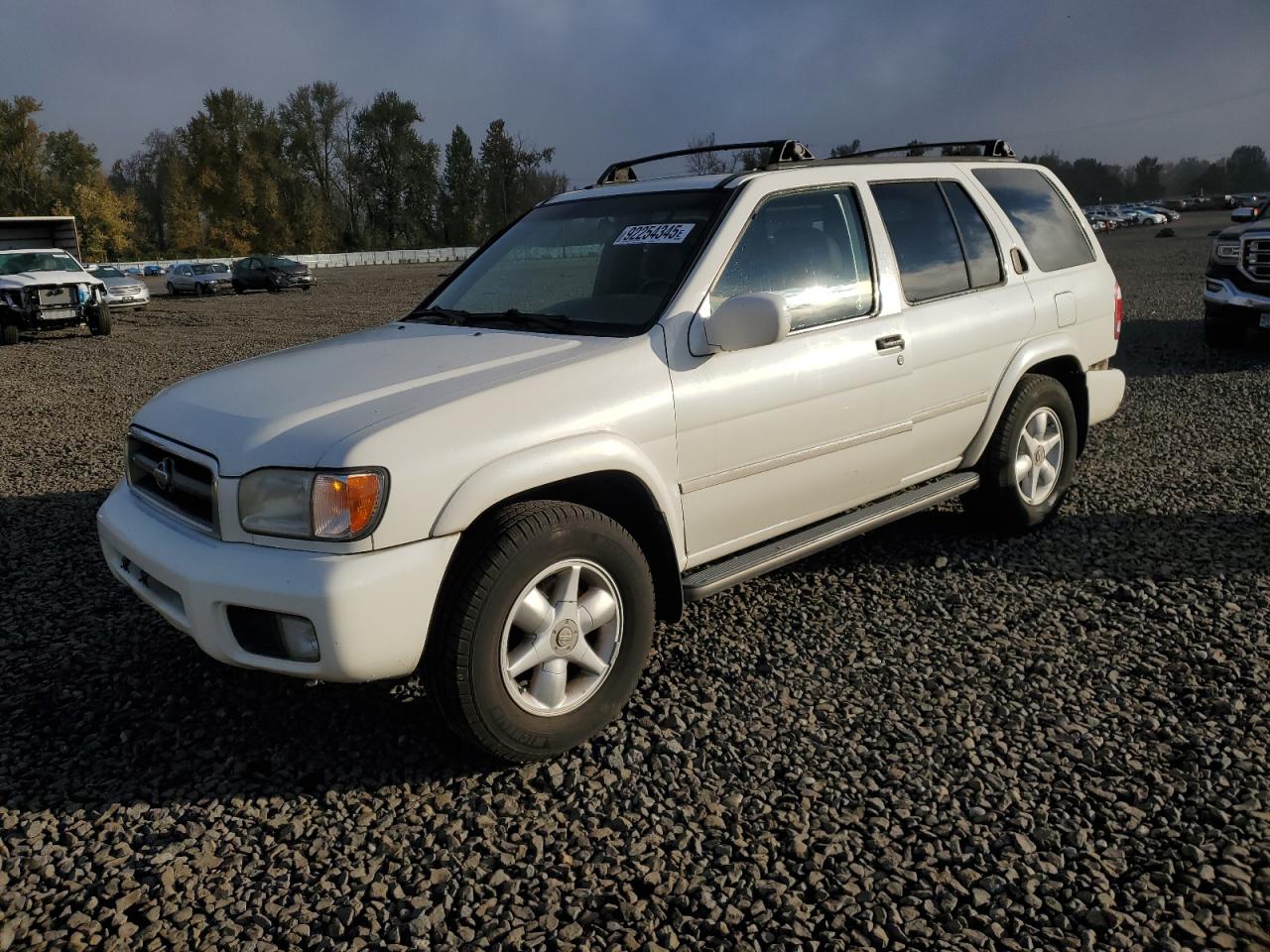NISSAN PATHFINDER 2000