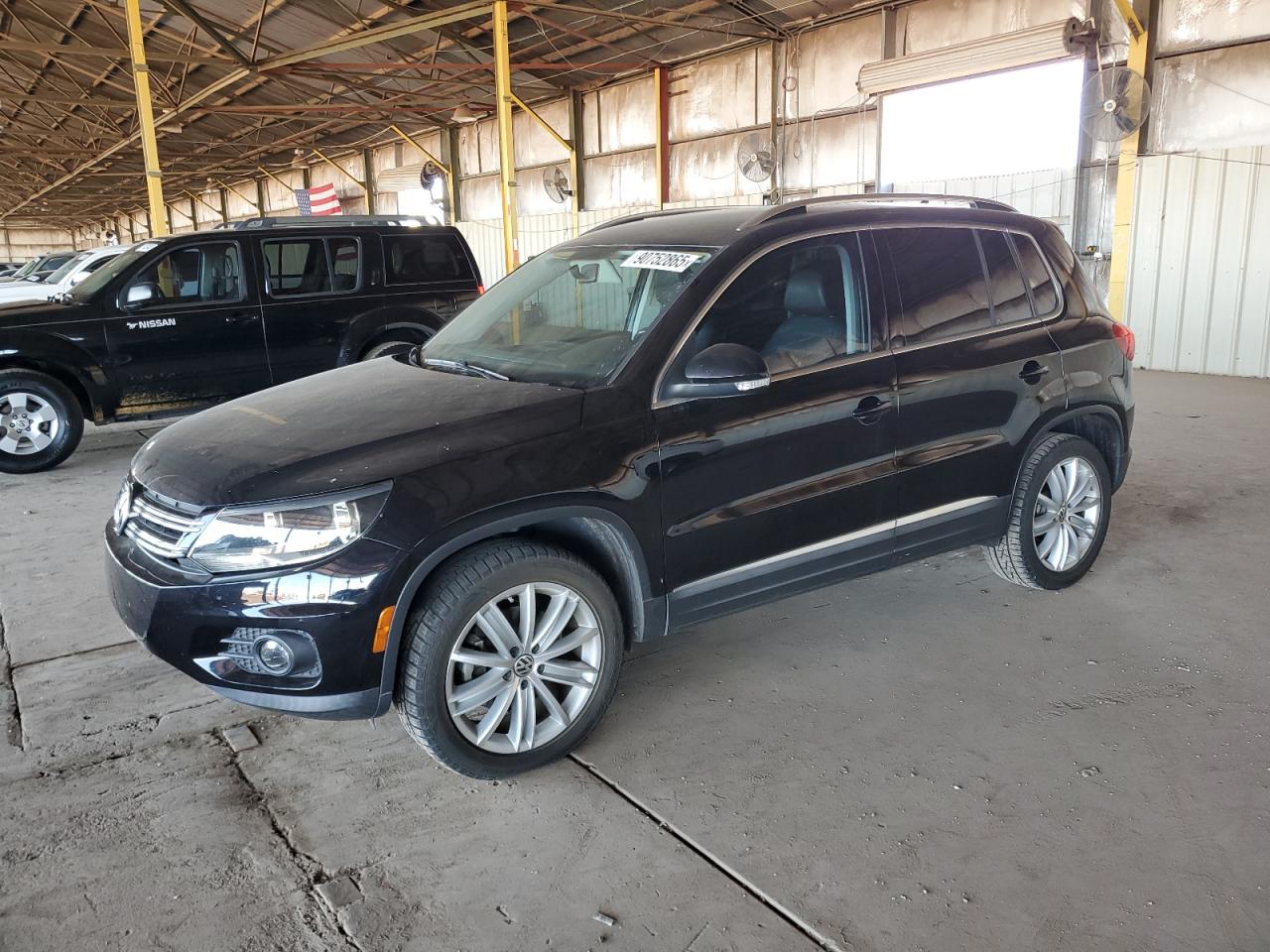 VOLKSWAGEN TIGUAN S 2012