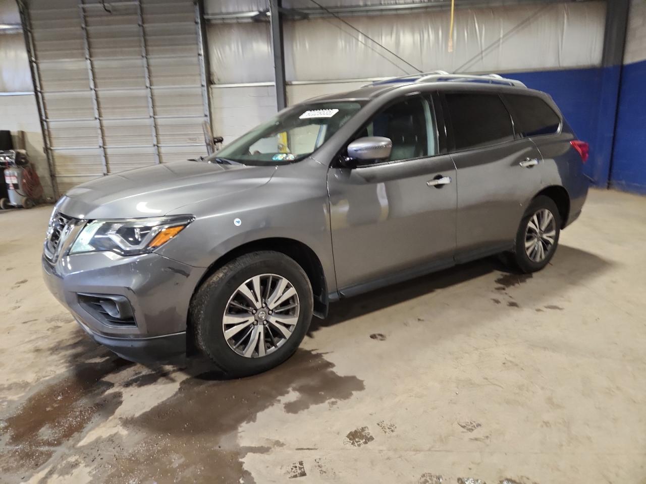 NISSAN PATHFINDER 2018