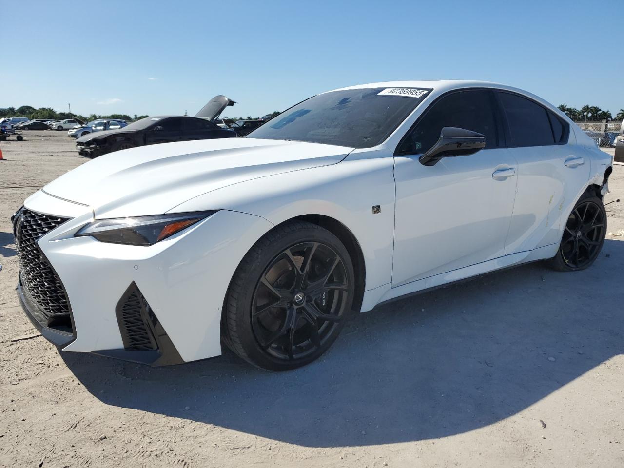 LEXUS IS 2025