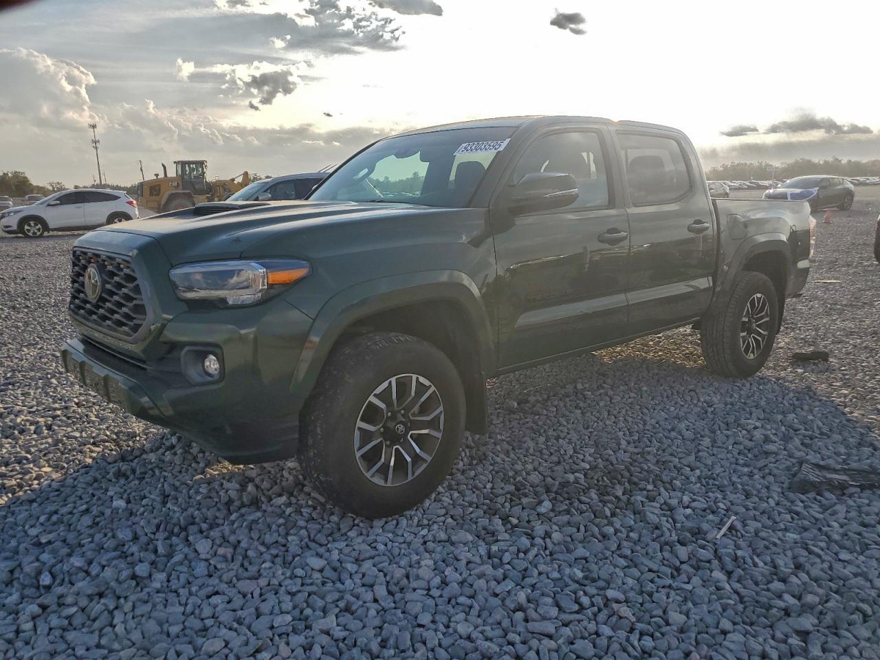 TOYOTA TACOMA 2024