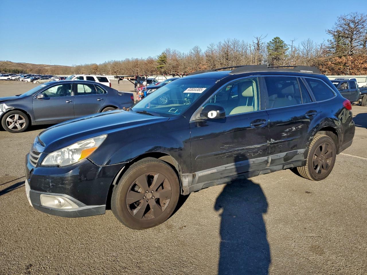 SUBARU OUTBACK 2. 2011