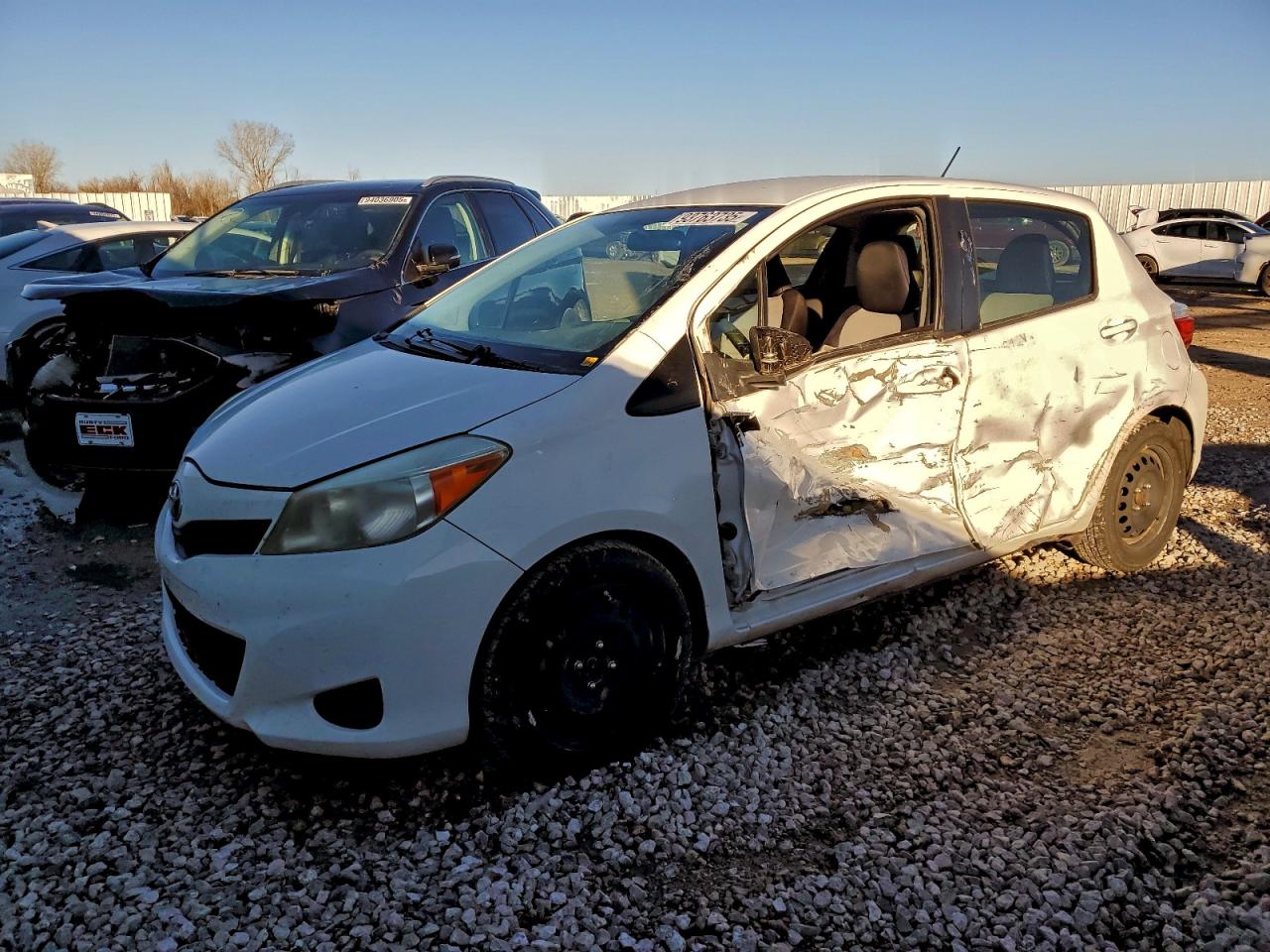 TOYOTA YARIS 2012
