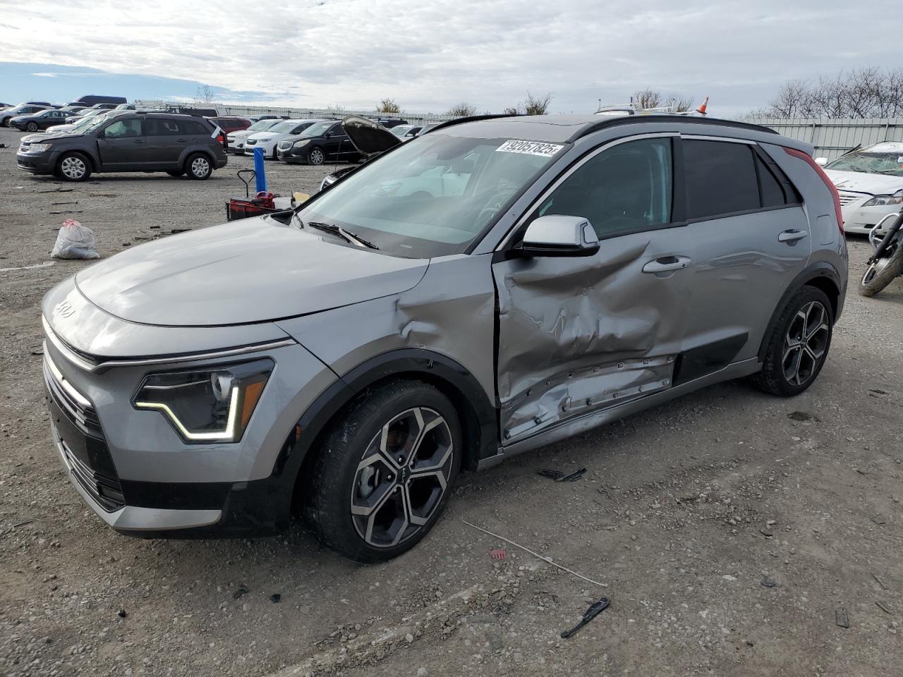 KIA NIRO EX 2023