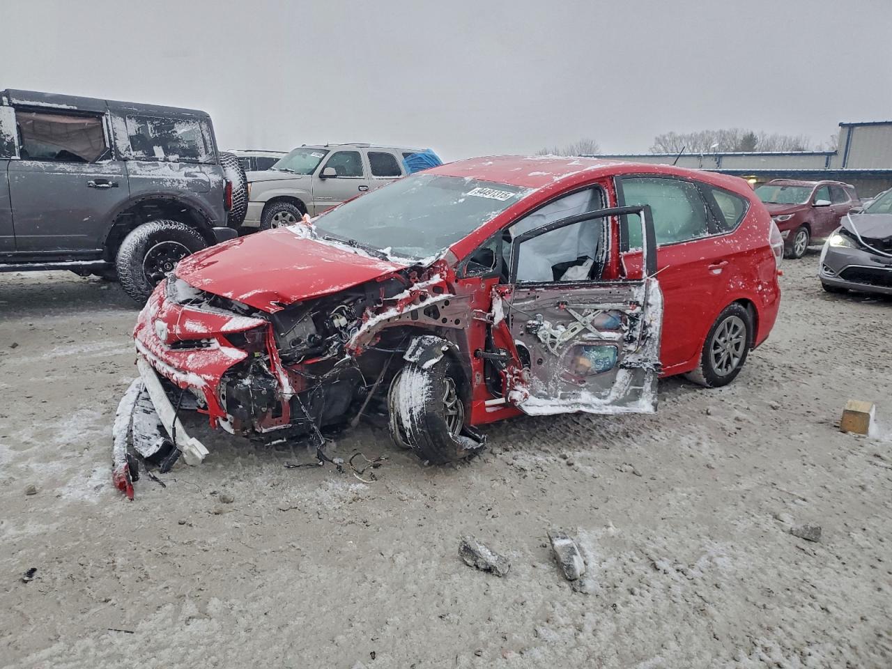 TOYOTA PRIUS V 2017