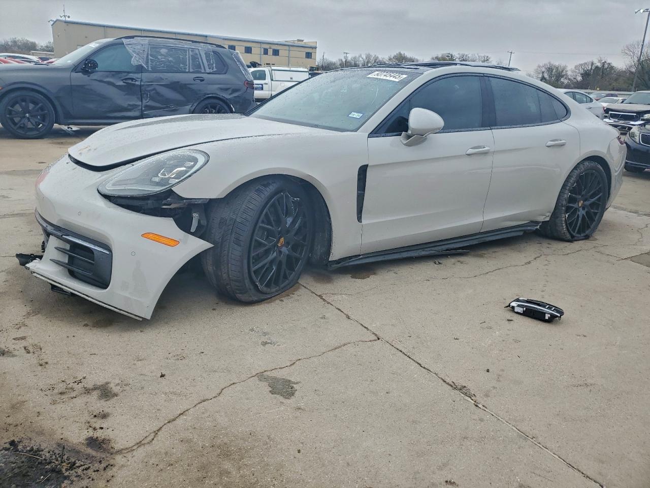 PORSCHE PANAMERA B 2019
